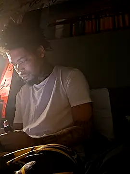 Snapshot of Painstickwes chatting on 03/20/26, 04:56 Painstickwes online show from 03/20/26, 04:56