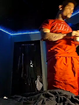 Snapshot of Painstickwes chatting on 04/01/26, 01:50 Painstickwes online show from 04/01/26, 01:50