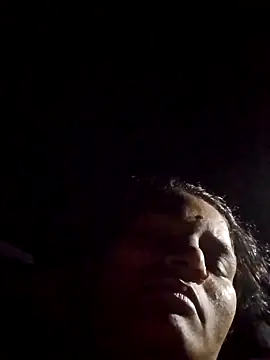 Snapshot of Pooja6060 chatting on 10/27/25, 03:27 Pooja6060 online show from 10/27/25, 03:27