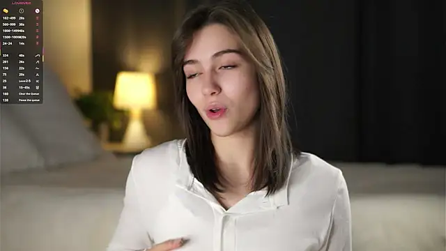 Snapshot of LettySlovacek chatting on 11/12/25, 02:23 LettySlovacek online show from 11/12/25, 02:23