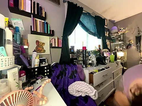 Snapshot of 88heygirlhey88 chatting on 01/12/26, 06:13 88heygirlhey88 online show from 01/12/26, 06:13