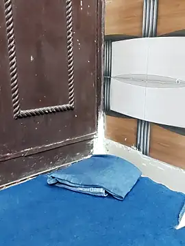 Snapshot of Soni_cute86526 chatting on 10/11/25, 05:39 Soni cute86526 online show from 10/11/25, 05:39