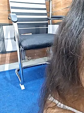 Snapshot of Soni_cute86526 chatting on 02/13/26, 05:14 Soni cute86526 online show from 02/13/26, 05:14