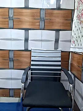 Snapshot of Soni_cute86526 chatting on 02/16/26, 05:14 Soni cute86526 online show from 02/16/26, 05:14