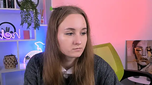 liana purr online show from 10/07/25, 01:41