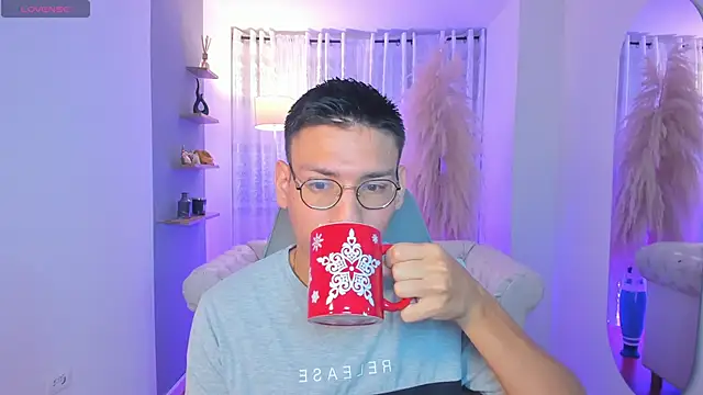 marcuswildx online show from 10/01/25, 11:27