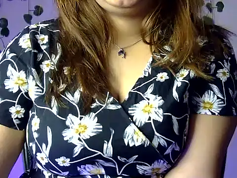 Snapshot of Aaliya02 chatting on 02/01/26, 11:25 Aaliya02 online show from 02/01/26, 11:25