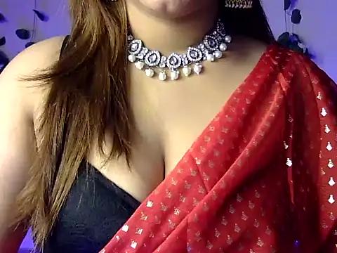 Snapshot of Aaliya02 chatting on 02/15/26, 06:21 Aaliya02 online show from 02/15/26, 06:21