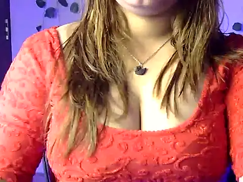 Snapshot of Aaliya02 chatting on 02/15/26, 03:31 Aaliya02 online show from 02/15/26, 03:31