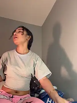 OliviaAshhh online show from 12/04/25, 11:35