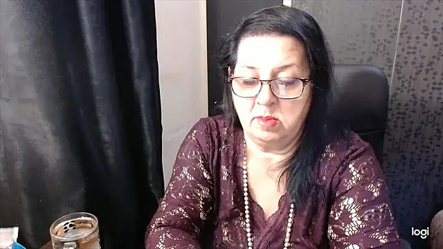 MissSanjanne online show from 11/27/25, 03:30