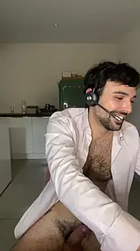 Snapshot of eauminerale chatting on 04/01/26, 01:41 eauminerale online show from 04/01/26, 01:41