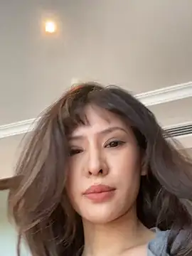 Snapshot of miumiu-66 chatting on 04/20/26, 04:48 miumiu-66 online show from 04/20/26, 04:48