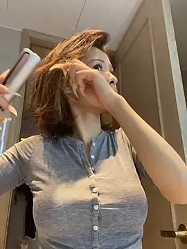 Snapshot of miumiu-66 chatting on 06/24/26, 08:57 miumiu-66 online show from 06/24/26, 08:57