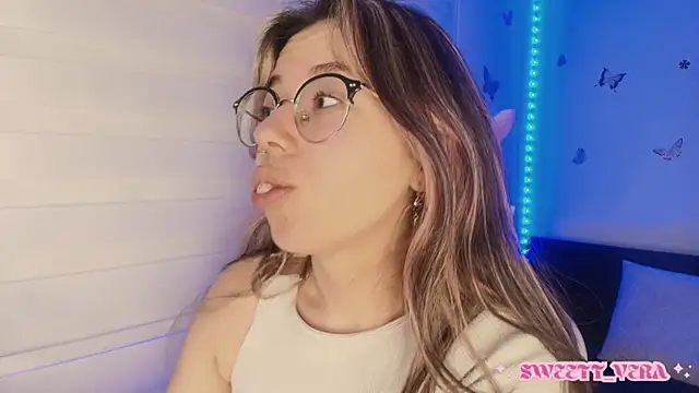 sweettvera online show from 10/16/25, 10:38