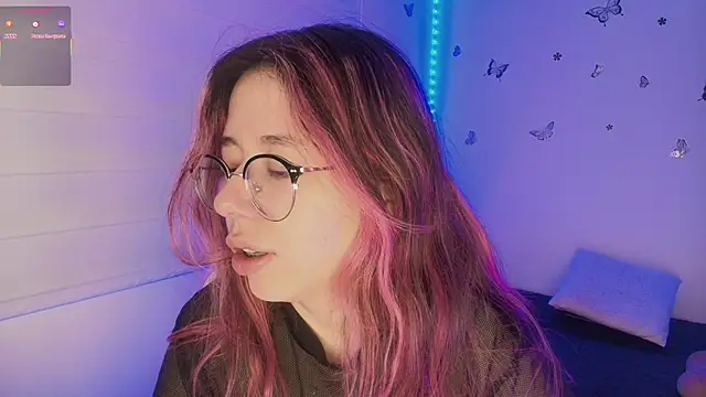 sweettvera online show from 11/15/25, 10:56