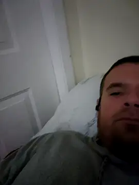 Snapshot of FIREMAN954 chatting on 11/08/25, 08:36 FIREMAN954 online show from 11/08/25, 08:36