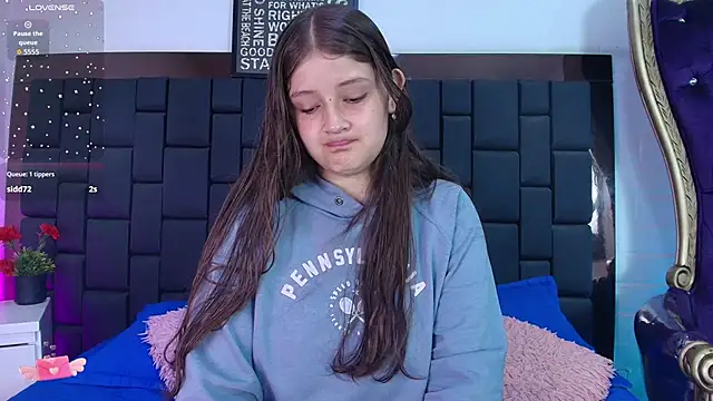 Krystal Heartss online show from 11/21/25, 02:49