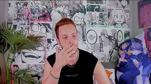 LeoMooree online show from 10/15/25, 03:23