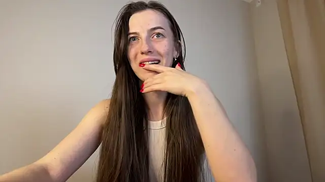 Prettyyy Angel online show from 04/15/26, 07:58