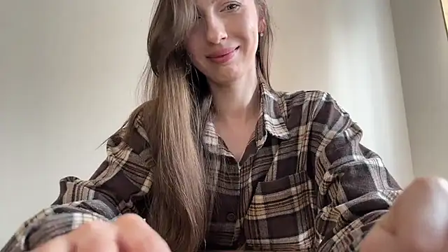 Snapshot of Prettyyy_Angel chatting on 04/21/26, 10:21 Prettyyy Angel online show from 04/21/26, 10:21