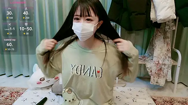 Snapshot of Misaki_xe_ chatting on 11/29/25, 03:26 Misaki xe online show from 11/29/25, 03:26