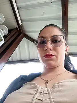 Mia-love-03 online show from 11/25/25, 03:23