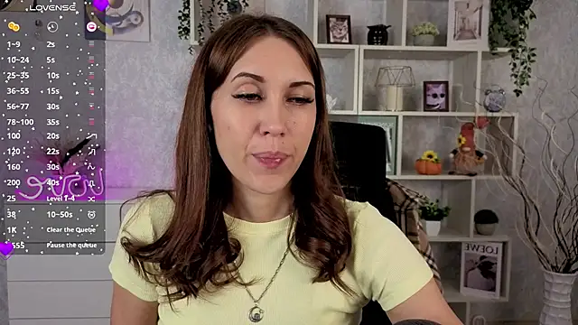 DreamVelour online show from 11/01/25, 11:18