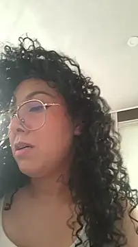 Snapshot of LondonHilton chatting on 03/01/26, 09:17 LondonHilton online show from 03/01/26, 09:17