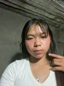 Snapshot of Suki_babyy chatting on 05/21/26, 03:52 Suki babyy online show from 05/21/26, 03:52