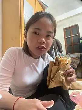 nayyyteyfe online show from 10/12/25, 04:06