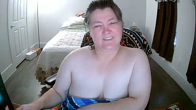 Buggy1965 online show from 10/14/25, 03:02