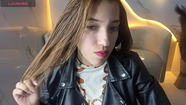 Skyler Gracee Tx online show from 10/29/25, 12:51