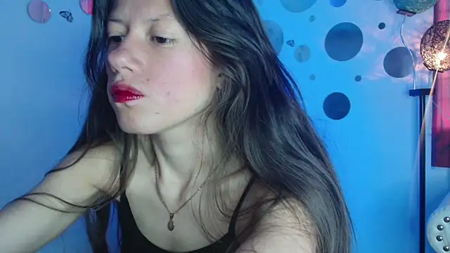 Nina Roser online show from 09/26/25, 01:04