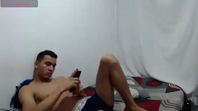 Snapshot of Kali_Mateo chatting on 11/16/25, 05:13 Kali Mateo online show from 11/16/25, 05:13