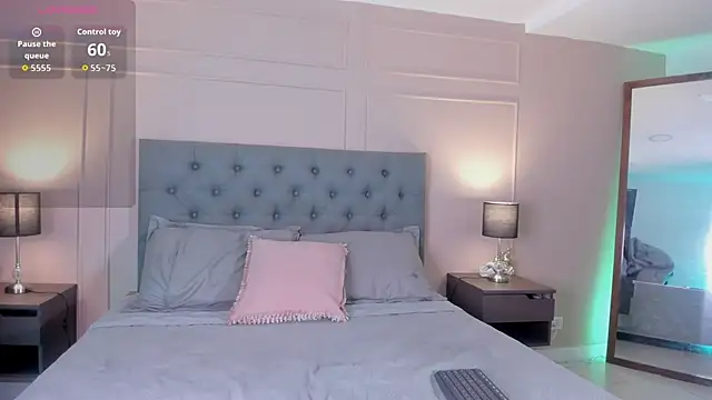 SalemMorris online show from 10/25/25, 07:19