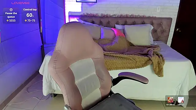 Antonela vargas online show from 02/02/26, 12:37