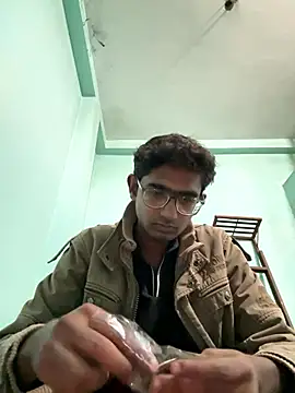 Snapshot of slaveboi9876 chatting on 01/06/26, 11:47 slaveboi9876 online show from 01/06/26, 11:47