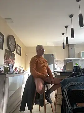 Roccobis online show from 12/16/25, 02:22