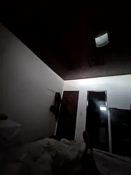 Preto18cmssa online show from 10/13/25, 11:43