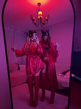 tweenswinger online show from 09/27/25, 08:25