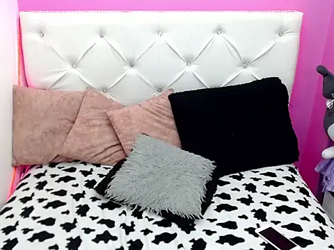 xx-kike-xx online show from 09/26/25, 02:21