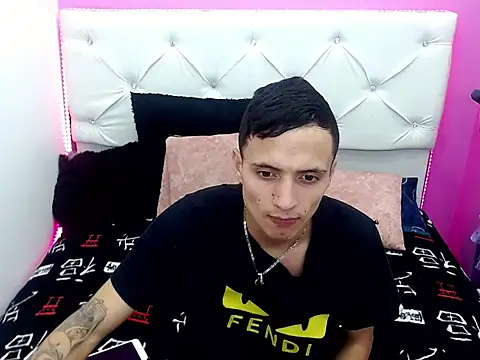 xx-kike-xx online show from 09/29/25, 02:44