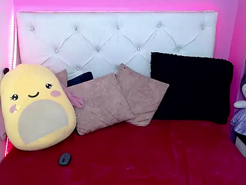 xx-kike-xx online show from 10/06/25, 01:08