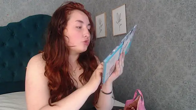 Snapshot of Vic_Taylor chatting on 12/17/25, 11:38 Vic Taylor online show from 12/17/25, 11:38