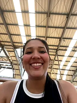 Snapshot of IsabellaJoness_ chatting on 11/11/25, 09:37 IsabellaJoness online show from 11/11/25, 09:37