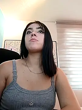 Zafira  online show from 11/21/25, 05:44