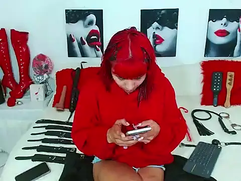 Snapshot of mylygrey chatting on 07/06/26, 03:36 mylygrey online show from 07/06/26, 03:36