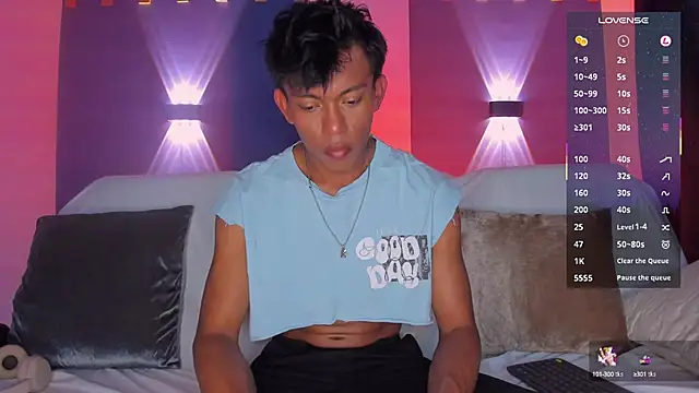 Santti  online show from 10/15/25, 08:42