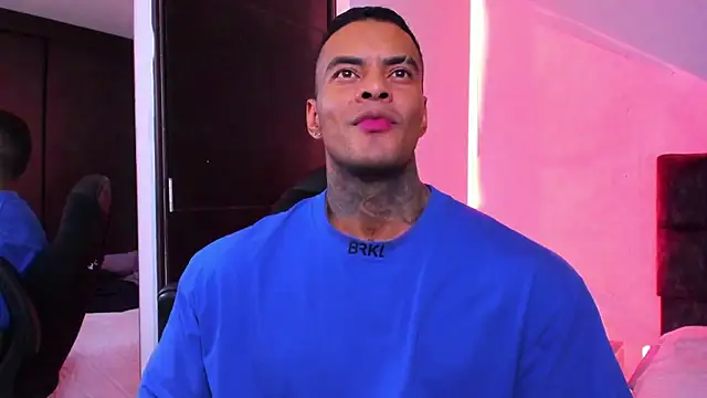 Snapshot of binmontana_ chatting on 09/23/25, 08:45 binmontana online show from 09/23/25, 08:45